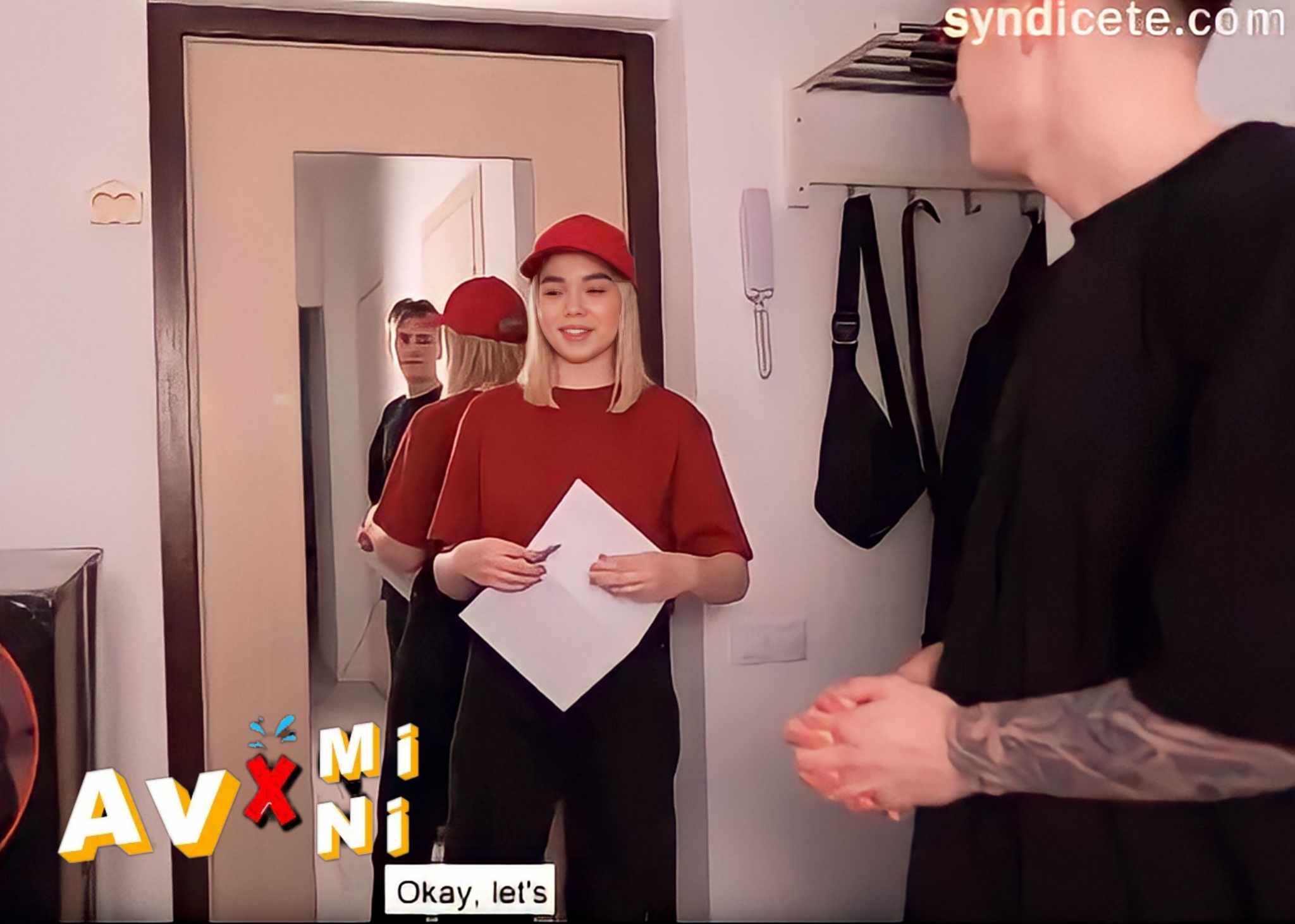 xxx ของหนักพักเย็ด Tanked the delivery girl for getting heavy parcel 1
