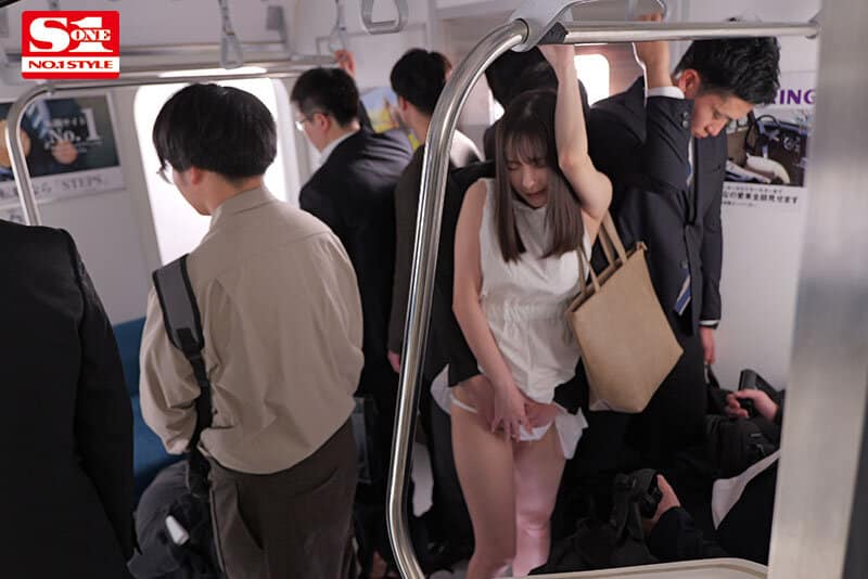 หนังav โดนโรคจิตตามประกบยกซดบนรถไฟ SONE-345 1