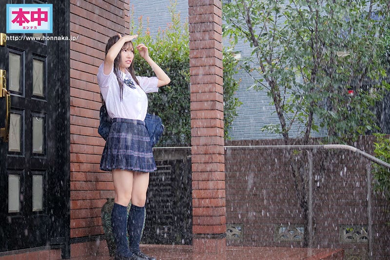 Javporn เมื่อติดฝนแล้วต้องมาหลบบ้าน HMN-643 4