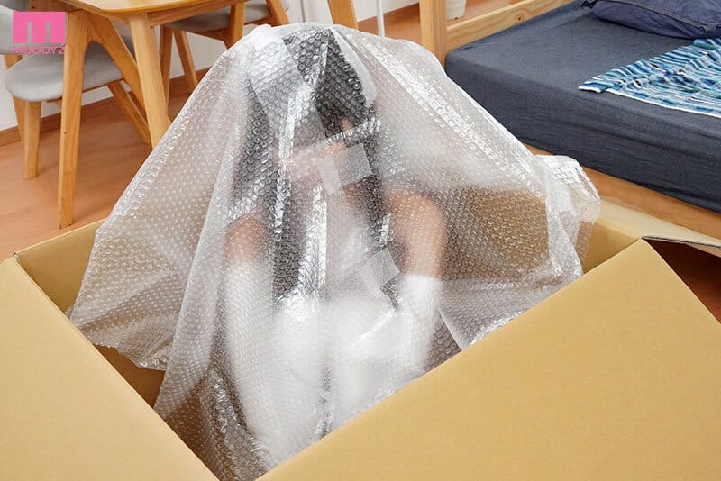 avjapan เก็บสาวจากกองขยะมาเป็นตุ๊กตายัดสดประจำบ้าน MNGS-014 3