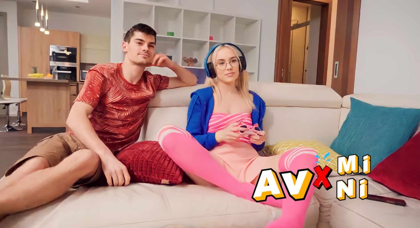 หนังx Barbie Brill Game On Eat เอาแต่เล่นเกมไม่สนใจพี่